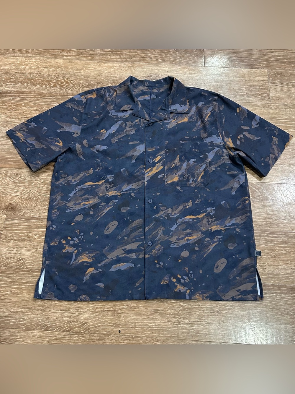 Lululemon Airing Easy Shirt Men’s XL Blue Marble Print Short Sleeve Camp Collar